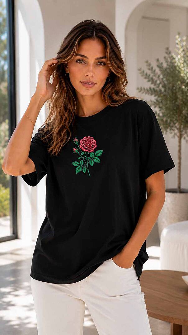 ROSE (GÜL) NAKIŞLI BARAN SİYAH RENKLİ YARIM OVERSİZE TİŞÖRT - 5